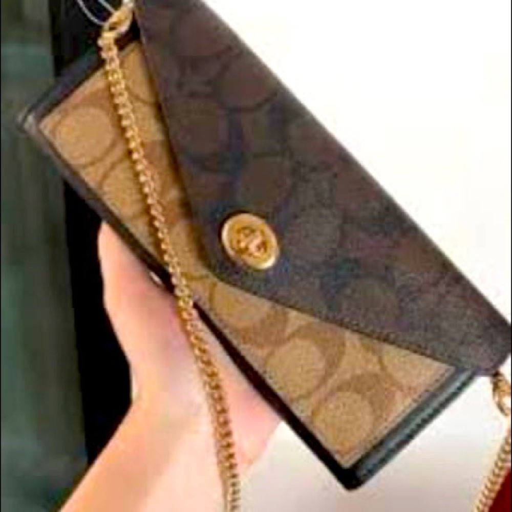 New with tags/Never used Coach slim Envelope Wallet